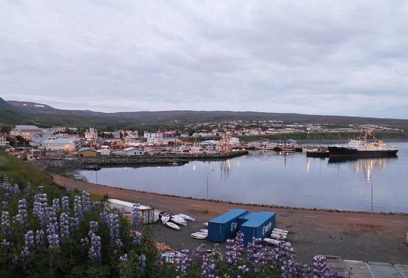 هتل Húsavík Cape
