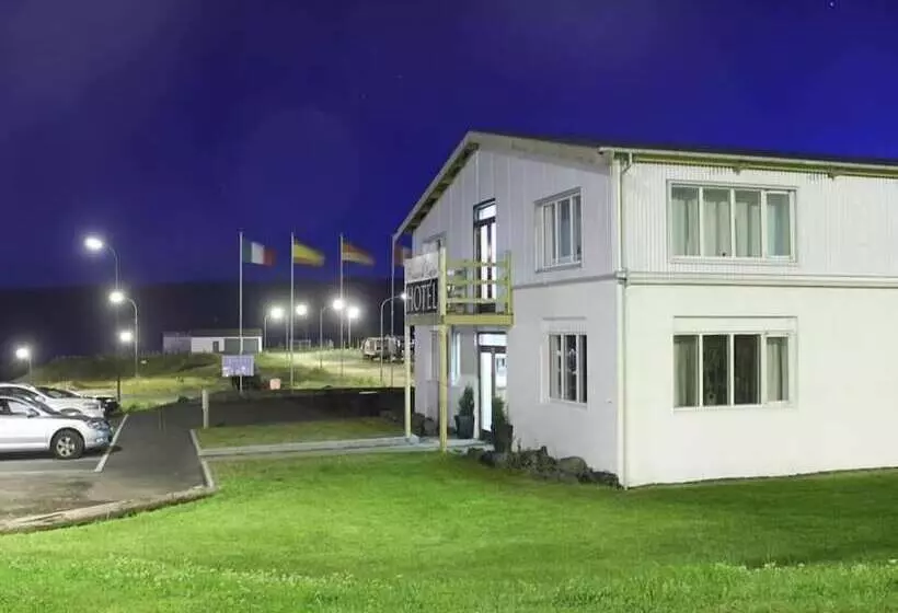 هتل Húsavík Cape
