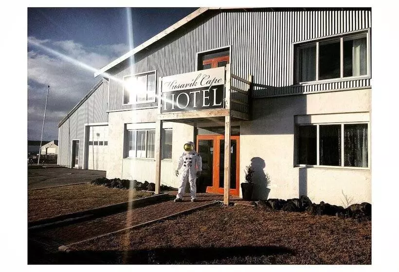 هتل Húsavík Cape