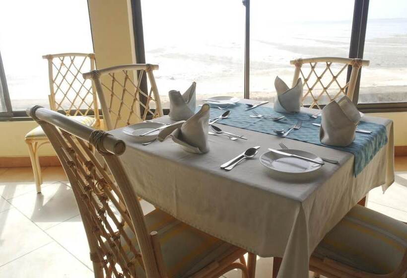 هتل Jumuia Conference & Beach Resort