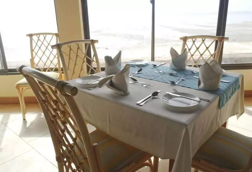 هتل Jumuia Conference & Beach Resort