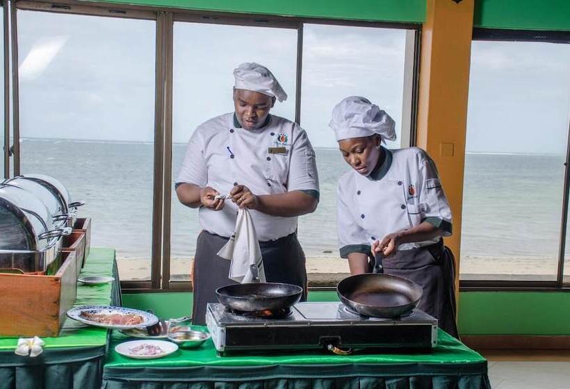 هتل Jumuia Conference & Beach Resort