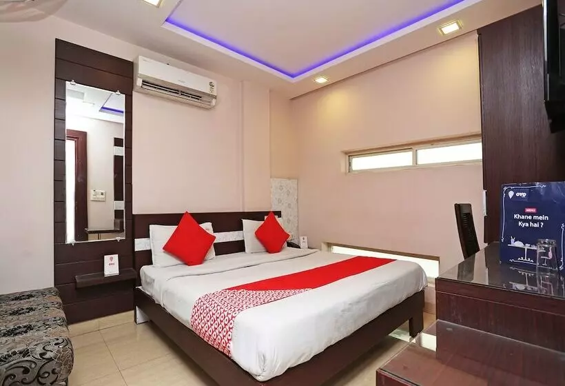 ホテル Kishan Villas