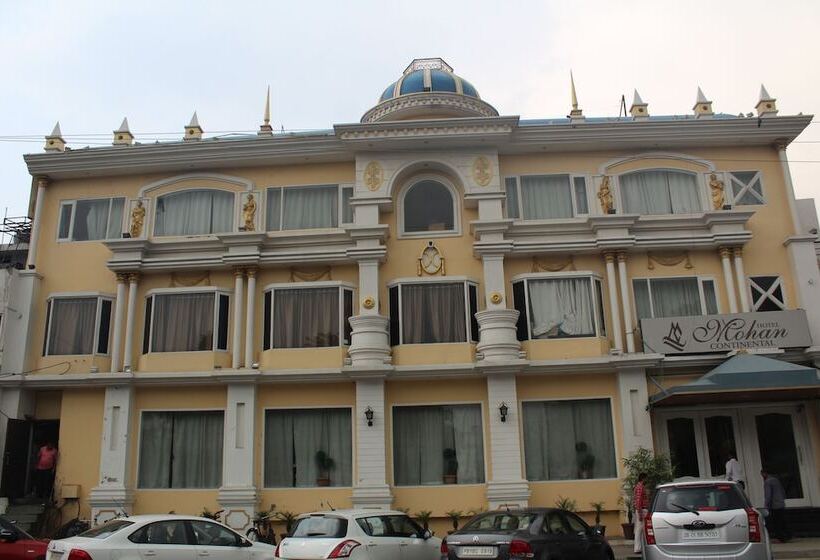 هتل Mohan Continental
