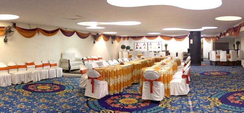 هتل Mohan Continental