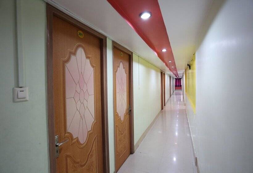 هتل O New Mega Palace