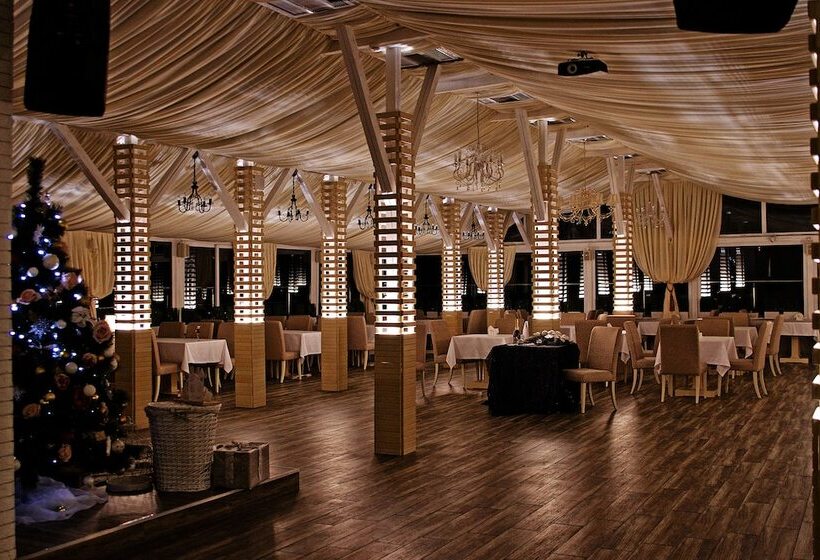 فندق Victoria Plaza