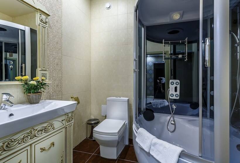 فندق Victoria Plaza