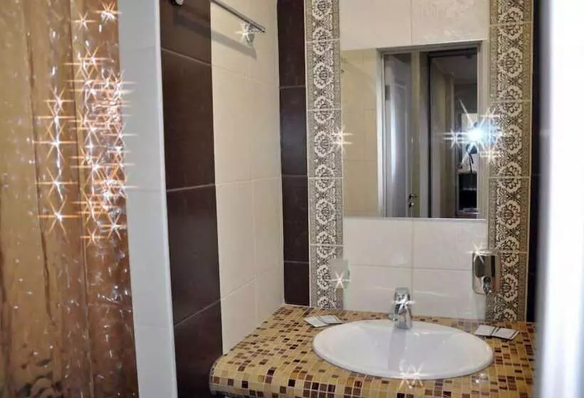 Lada Voskhod Hotel Complex