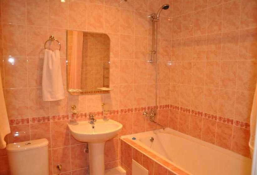 Lada Voskhod Hotel Complex