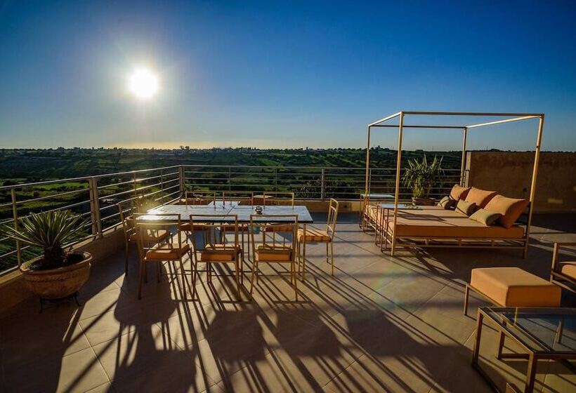 بنسيون La Maison Rayhan