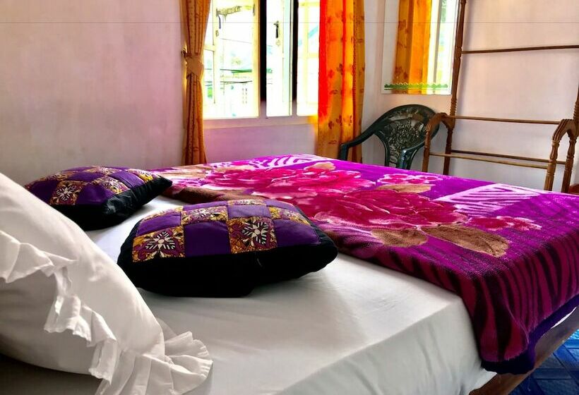 بنسيون Nuwara Eliya Redrock Guest