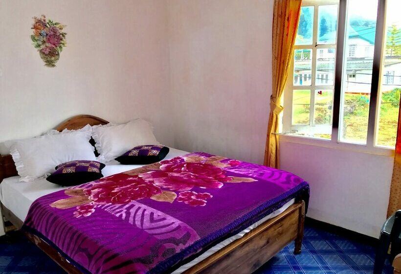 بنسيون Nuwara Eliya Redrock Guest