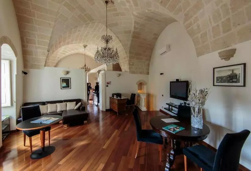 Alla Dimora Di Chiara Suite And Rooms