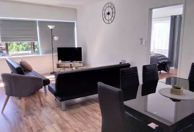 호텔 Holiday Rotorua