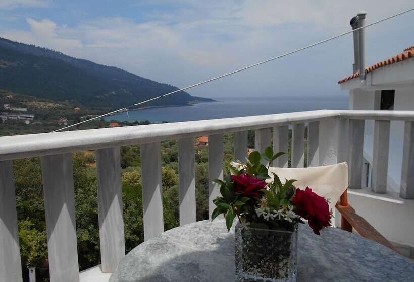 فندق Kinira Beach