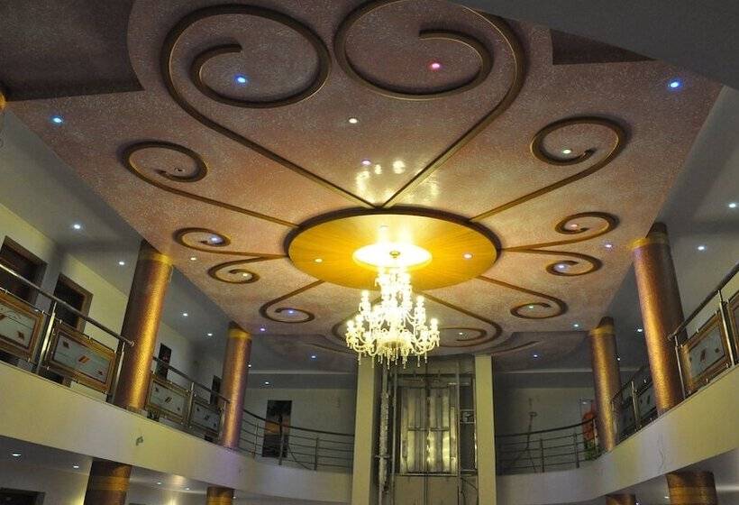 Palette   Hotel Ocean Inn