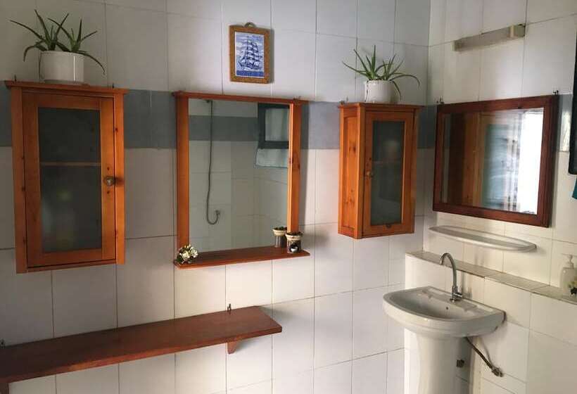 پانسیون Chez Eric