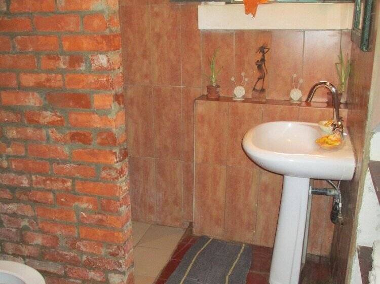 پانسیون Chez Eric