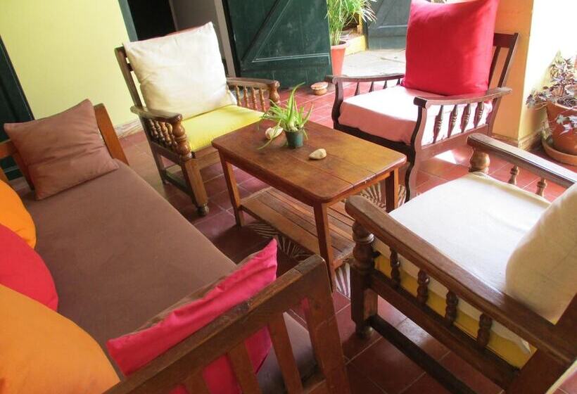 پانسیون Chez Eric