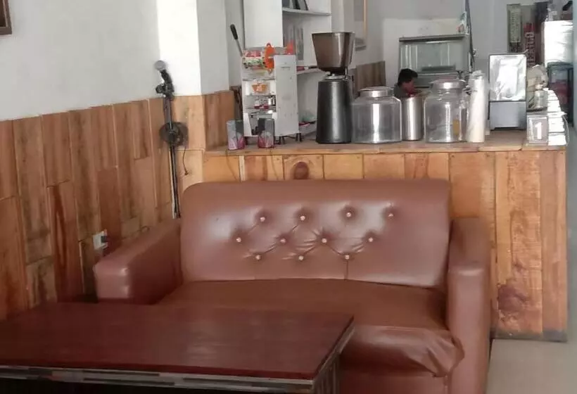 Majatalo Mexico Berastagi