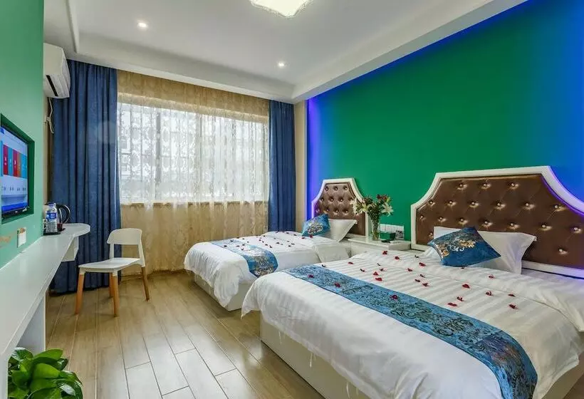 پانسیون Wuzhen Dreamy Atmosphere Inn