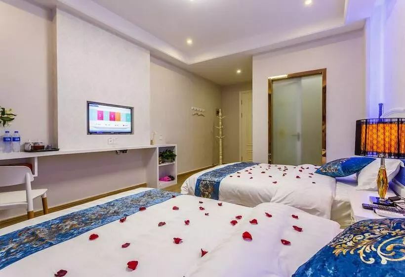 پانسیون Wuzhen Dreamy Atmosphere Inn