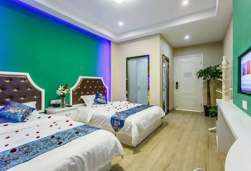پانسیون Wuzhen Dreamy Atmosphere Inn