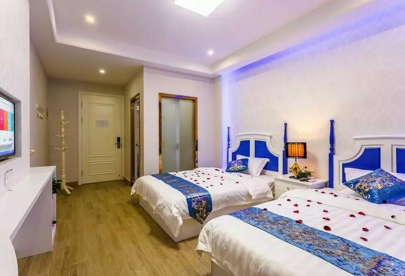 پانسیون Wuzhen Dreamy Atmosphere Inn