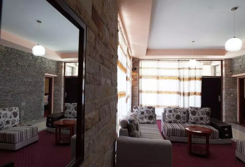 Adulala Resort & Spa