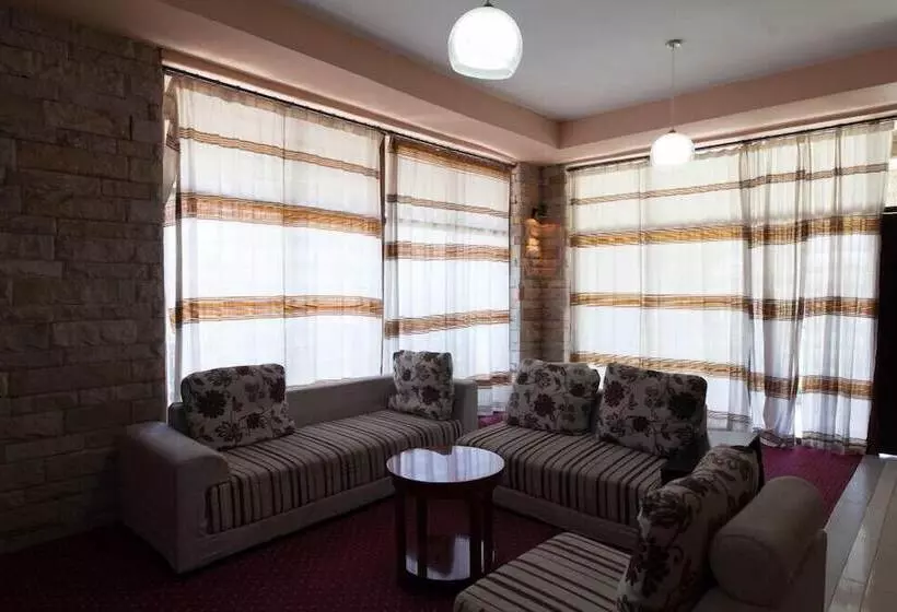 Adulala Resort & Spa