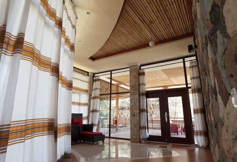 Adulala Resort & Spa