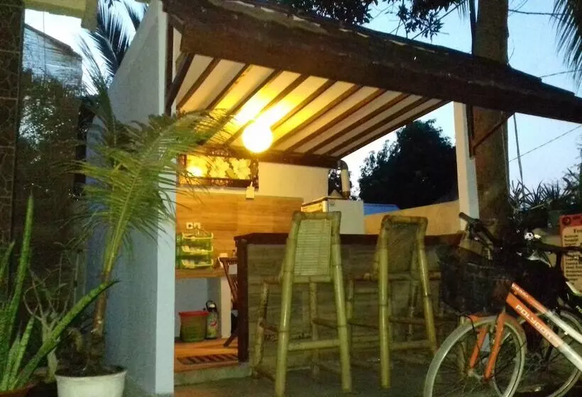 تختخواب و صبحانه Mangga Homestay Gili Air