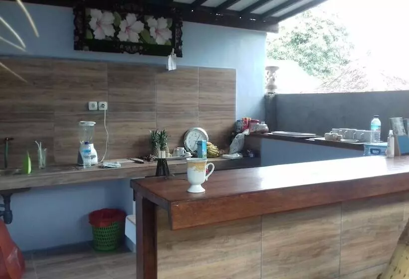 تختخواب و صبحانه Mangga Homestay Gili Air