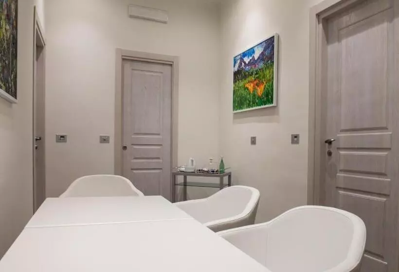 تختخواب و صبحانه Town House Morgana