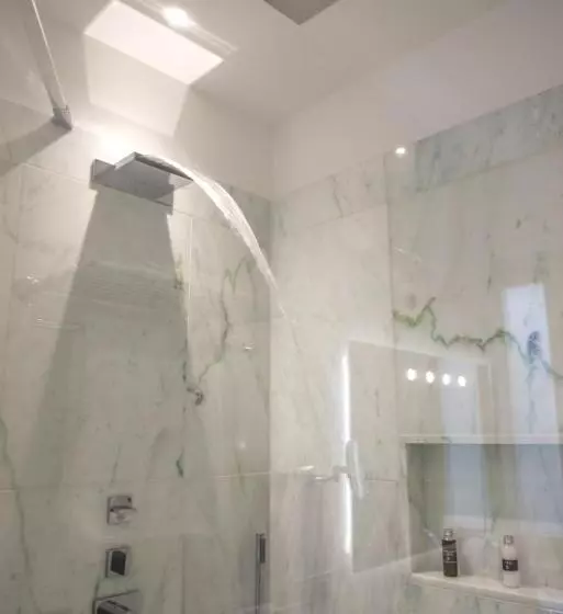 تختخواب و صبحانه Town House Morgana