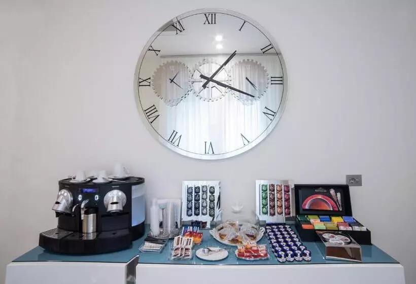 تختخواب و صبحانه Town House Morgana