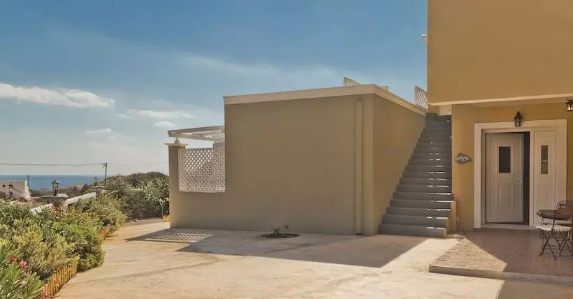Elaia Villas