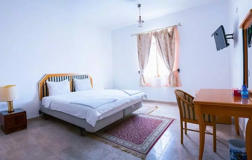هتل Hoota Guest House