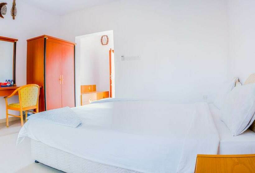 هتل Hoota Guest House