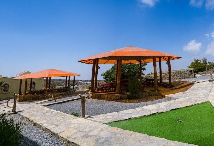 هتل Hoota Guest House