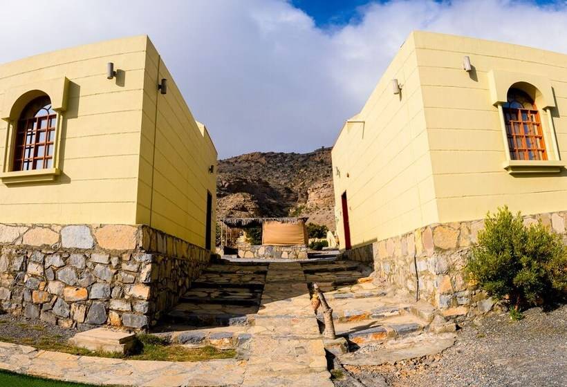 هتل Hoota Guest House