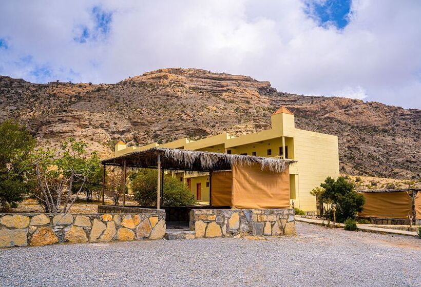 هتل Hoota Guest House