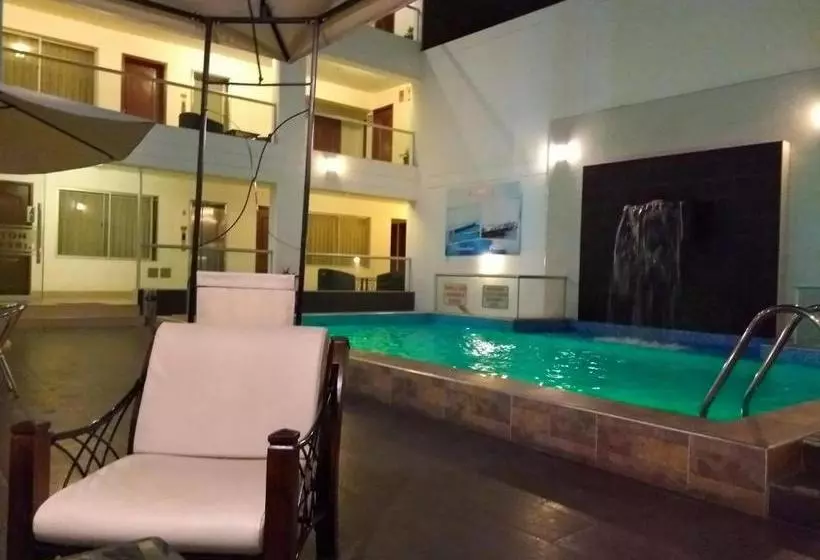 ホテル Libertad