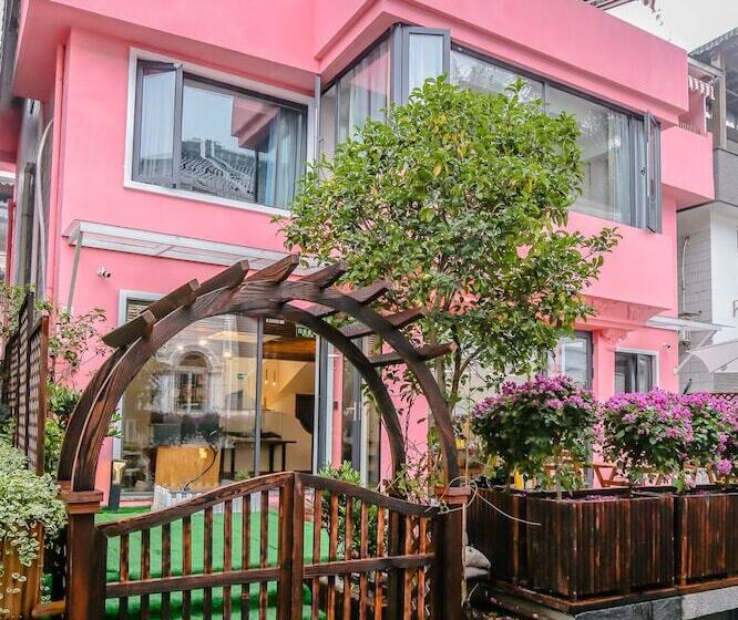 פנסיון Hangzhou Tom's Home