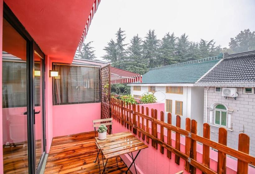 פנסיון Hangzhou Tom's Home