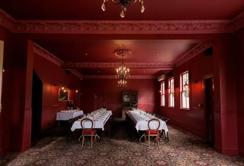 The Royal Hotel Featherston   Boutique