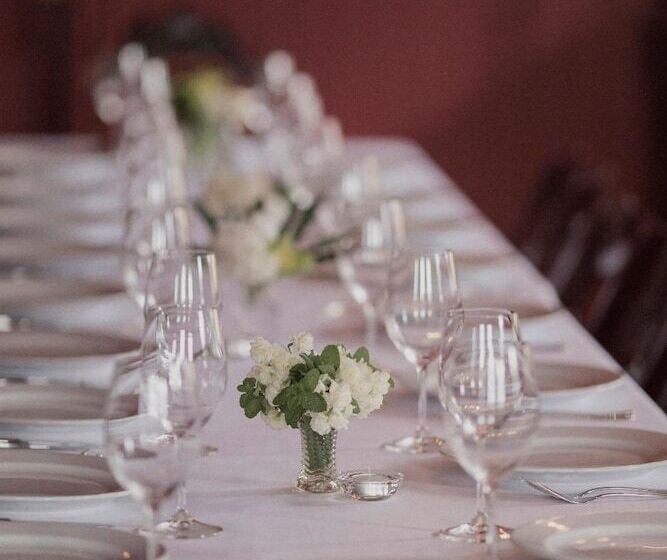 The Royal Hotel Featherston   Boutique