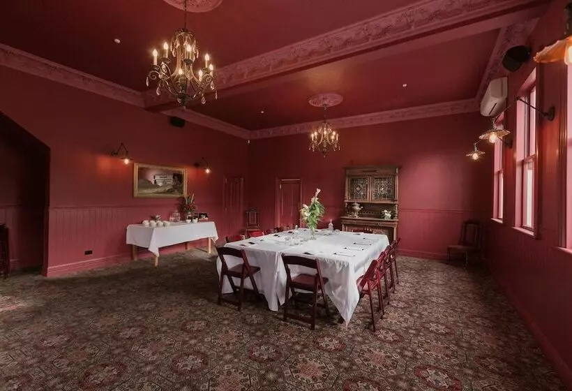 The Royal Hotel Featherston   Boutique