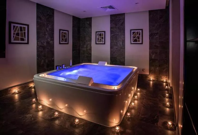Aswar Al Olaya Hotel Suites